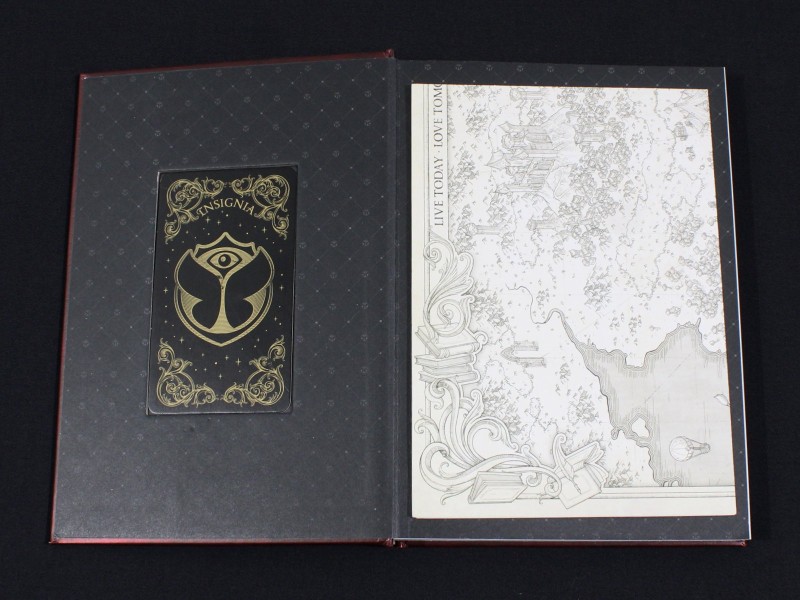The Book of Wisdom - The Return - Treasure Case 2019, Tomorrowland 2019 festival collectible, detail view