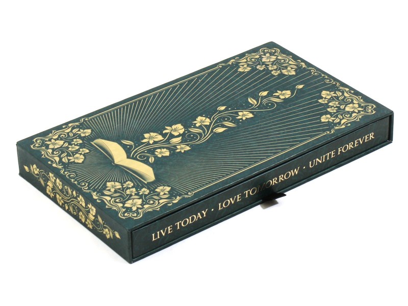 The Book of Wisdom - The Return - Treasure Case 2019, Tomorrowland 2019 festival collectible, detail view