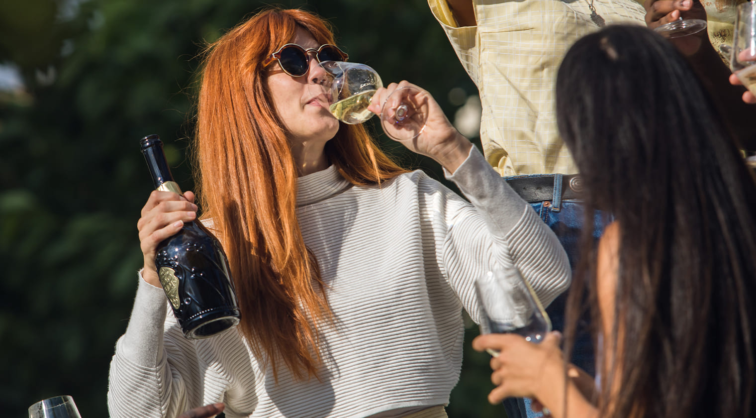 Solo Vida Brut Nature Reserva — Premium Gift Pack, Tomorrowland festival collectible, detail view