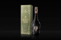 Solo Vida Brut Nature Reserva — Premium Gift Pack, Tomorrowland festival collectible, detail view