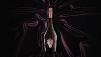 Solo Vida Rosé Reserva Premium Gift Pack, Tomorrowland 2021 festival collectible, detail view