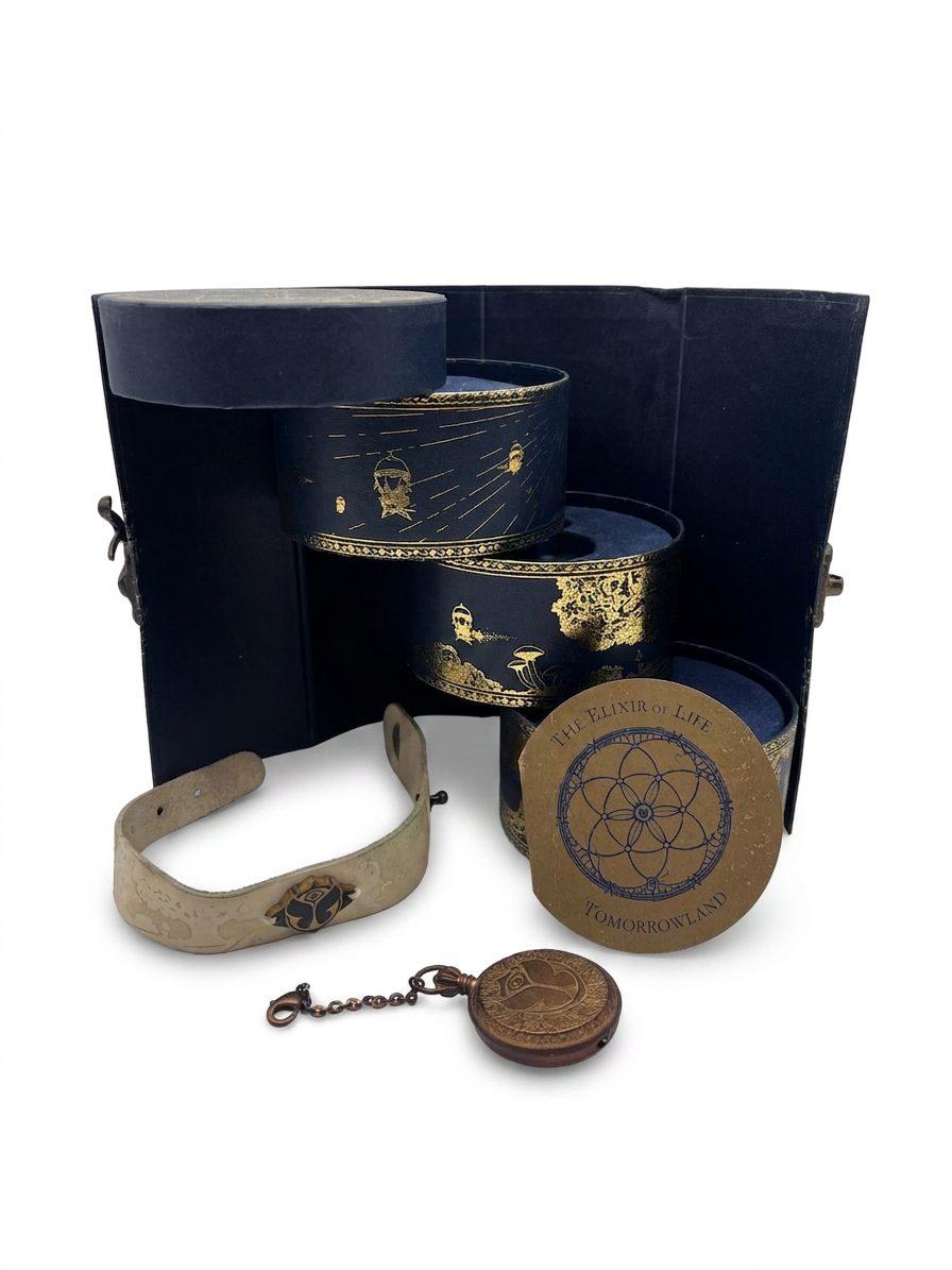 The Elixir of Life - Treasure Case 2016, Tomorrowland 2016 festival collectible, front view