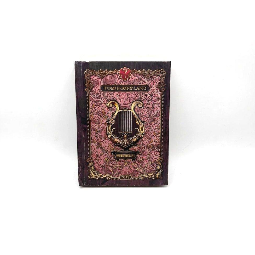 The Secret Kingdom of Melodia 3CD, Tomorrowland 2015 festival collectible, front view