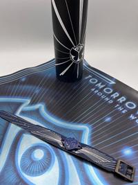 Tomorrowland Around the World 2020 – Tube, Poster & Bracelet, Tomorrowland 2020 festival collectible, detail view
