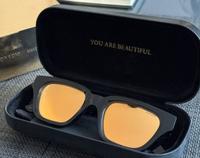 Tomorrowland x KOMONO 24K Gold DJ Exclusive Sunglasses – Tiësto - made - 2019, Tomorrowland 2019 festival collectible, front view